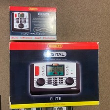 HORNBY  OO GAUGE R8214 ELITE &