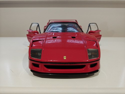 Scale fujimi ferrari - 1:12,