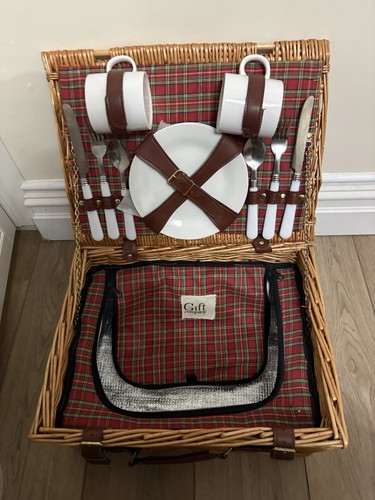 Wicker picnic basket hamper - wicker,
