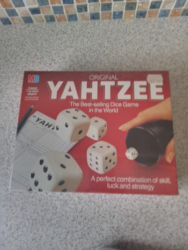 Games yahtzee dice game - dice,