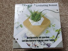 LIGHT OAK FLOATING LEVITATING