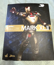 Sideshow Hot Toys Iron Man 3: Iron Man PPS 001 / MK42 Power Pose Series 2013