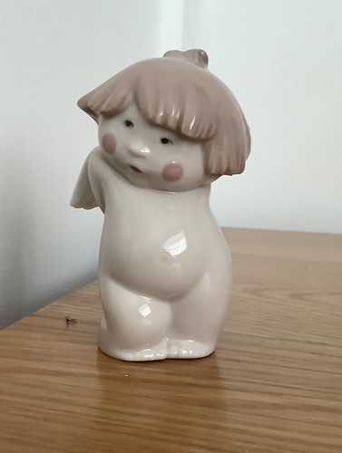 Lladro porcelain - (nao),