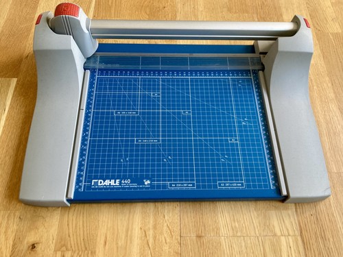 Dahle 440 guillotine - dahle, paper