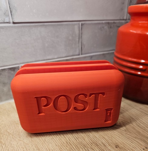 Letter holder freestanding - letter,