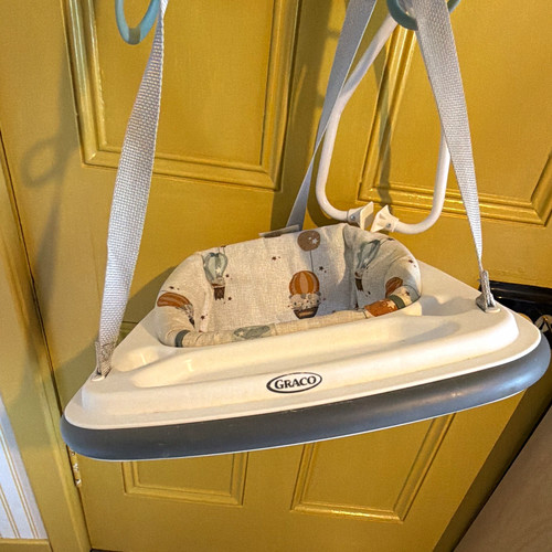 Graco door bouncer jumper - door,