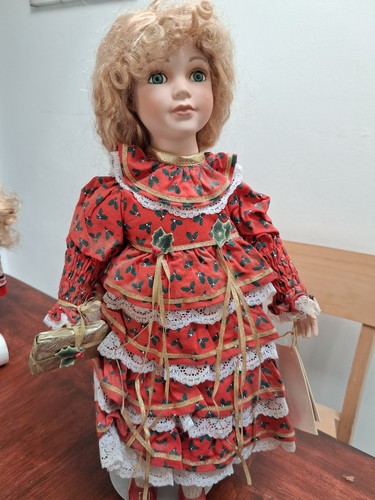 Noelle alberon porcelain doll - noelle,
