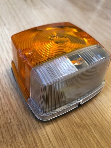 Front side light indicator - light,