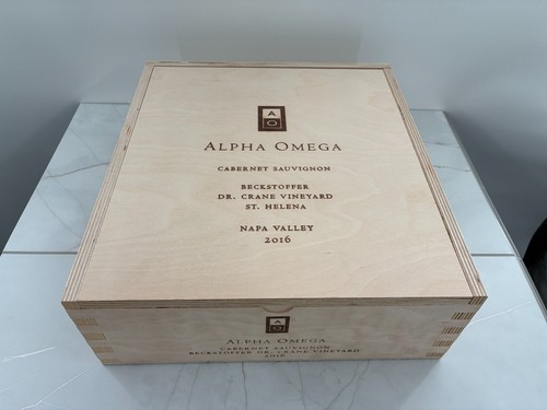 Alpha omega empty wooden - empty,