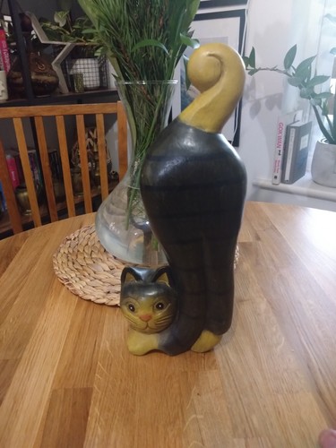 Vintage solid wood - solid, cat