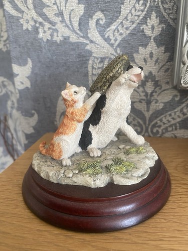 Border fine art figurine - border,