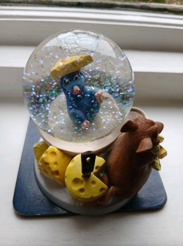Disney pixar ratatouille snow - disney,