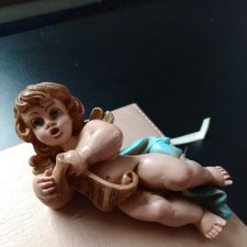 A Lucchesi Resin Italy Singing