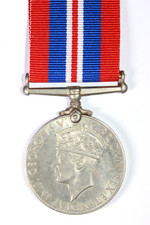 War Medal 1939-1945 - Original 1939-45 British WW2 Campaign Medal
