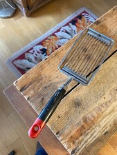 Vintage Tomado Holland Tomato Slicer Kitchen Utensil – Black Handle Kitchenalia