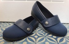 COSYFEET Extra Roomy Navy Blue