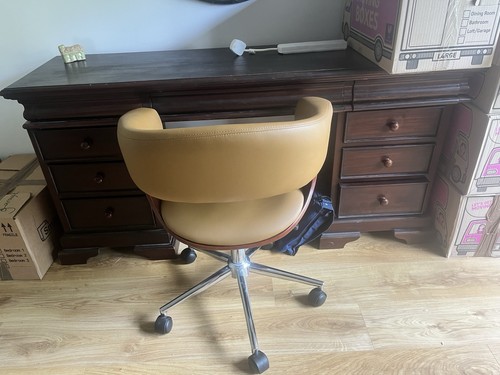 Lovely walnut desk with chair - walnut,