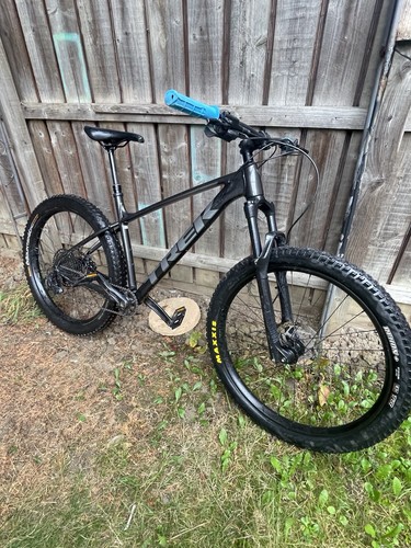 Trek roscoe mountain - trek, bike