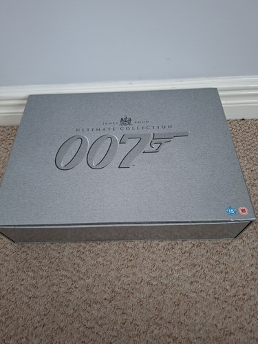 James bond ultimate collection - james,