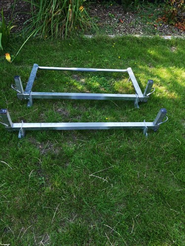Rhino roof bars - roof, with