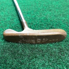 Titleist Acushnet Bulls Eye La Femme 32" putter steel shaft Bulls Eye grip RH