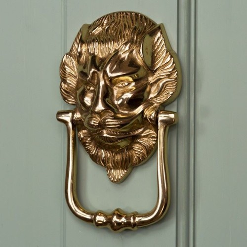 The downing street - downing, lion