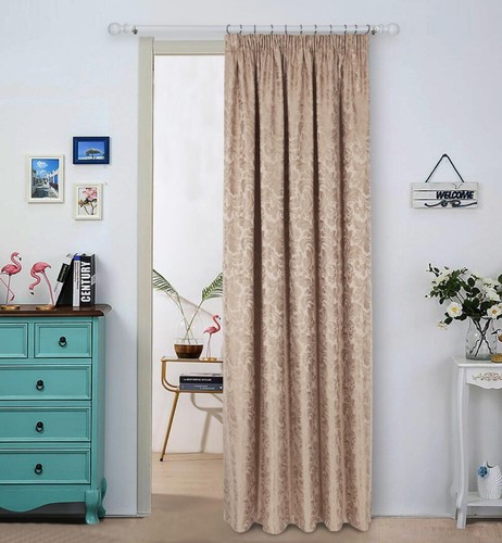Lined pencil pleat door - pencil,