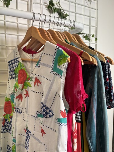 Vintage dress reseller - vintage, bundle