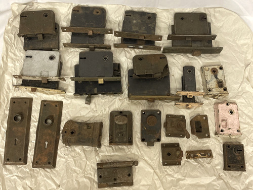 Lot mixed metal cast - lot, 24