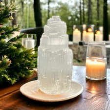 Selenite Mountain Lamp: Hand