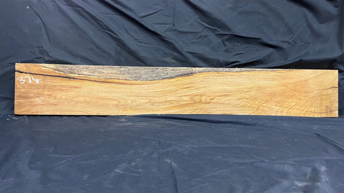 Oak mantle piece - ,, old