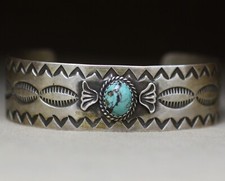 Vintage Native American Navajo Turquoise Sterling Silver Cuff Bracelet Size 7