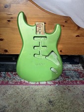 Fender Stratocaster 1975 green