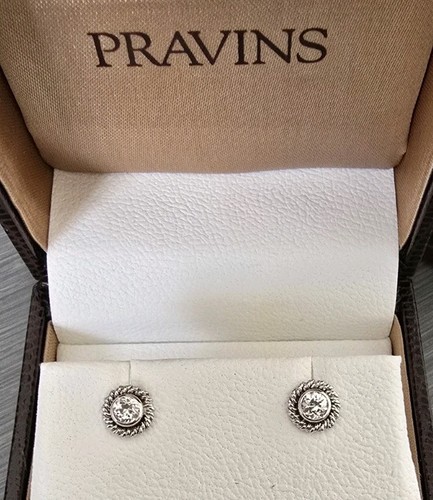 Diamond stud earrings 18ct - diamond,