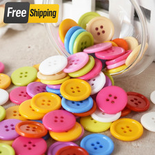 200PCS Assorted Sewing Buttons