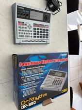 Boss DR880