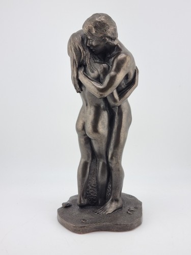 Heredities the embrace figure - the,