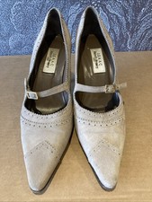 Russell & Bromley Size 6.5 UK