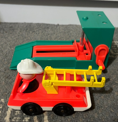 Vintage fisher price - price, little