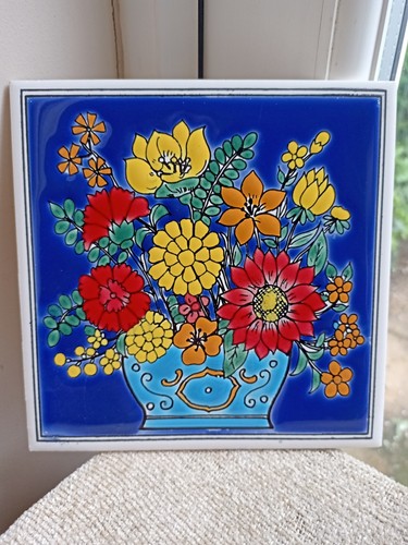 Floral tile johnson - floral, h&r