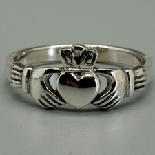 Claddagh Ring 925 sterling silver Irish Celtic Gaelic hand holding heart J-X.