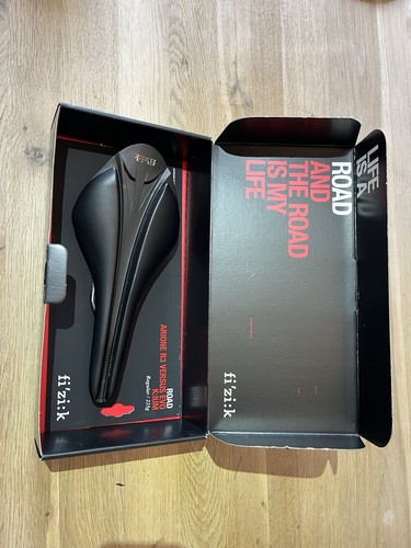 Fizik arione saddle - r3,