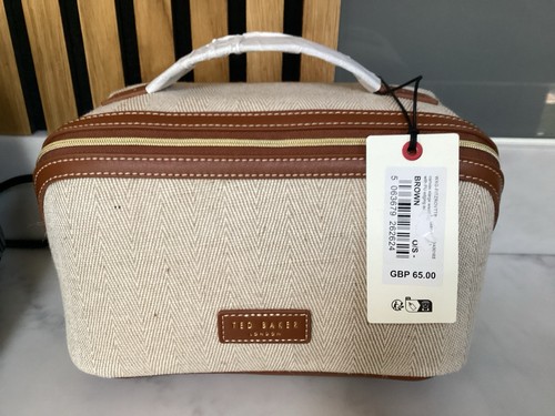 Bnwt canvas wash - bnwt,