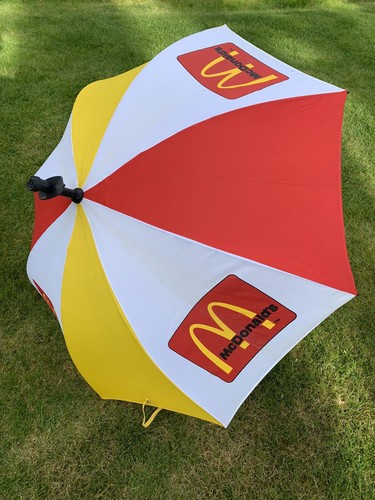 Mcdonalds umbrella shooting - mcdonalds, umbrella/shooting