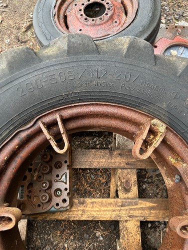 Belarus tractor front wheel - front,
