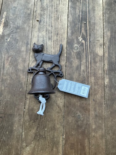 Rustic cast iron - rustic, aged