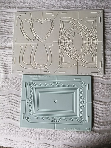 Glitter girls embossing board - ,