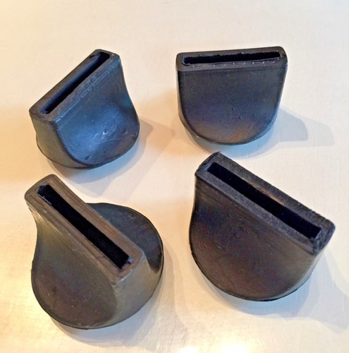 Replacement rubber feet set - rubber,