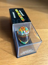 Minichamps Valentino Rossi 1:8