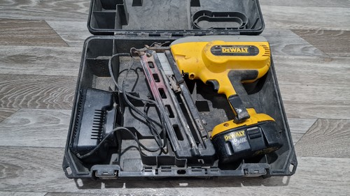 Dewalt 18v second fix - dewalt, nail